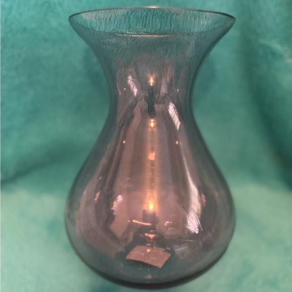 Other - Like New Elegant Purple Glass Vase